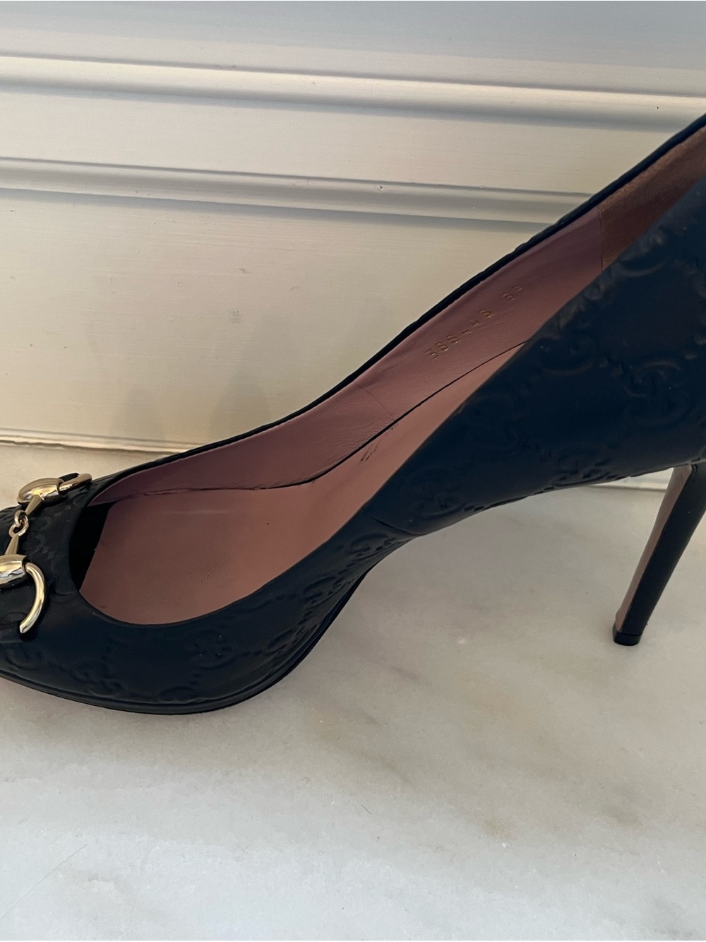 GUCCI Guccisima Black Stiletto Size 39  Like US 9 MINT Horsebit Open toe